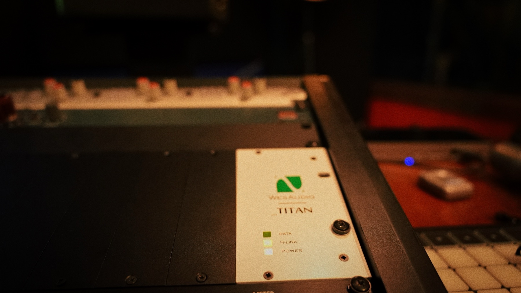 WesAudio Titan rack
